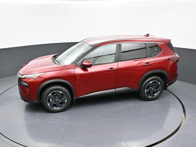 Photo of 2025 Scarlet Ember Tintcoat Nissan Rogue