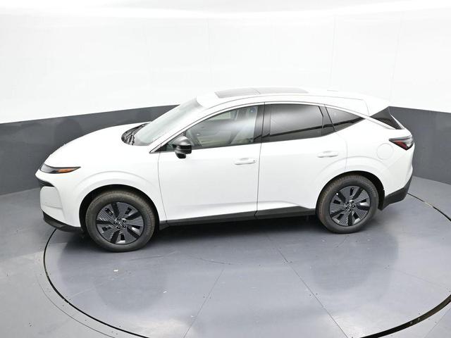 Photo of 2025 Everest White Pearl Tricoat Nissan Murano