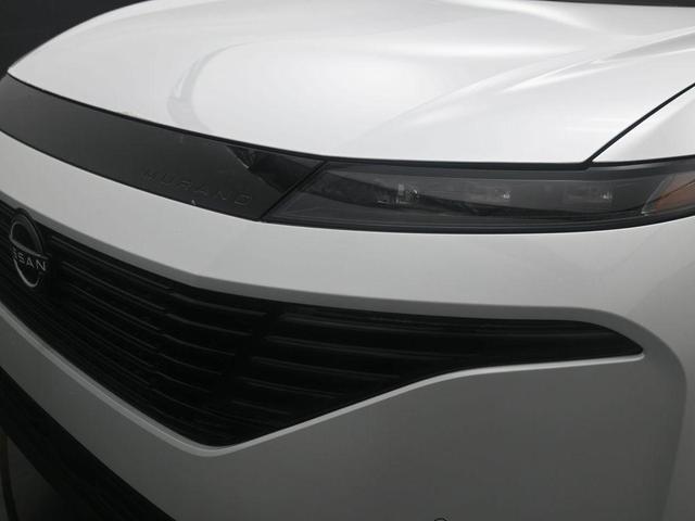 Photo of 2025 Everest White Pearl Tricoat Nissan Murano