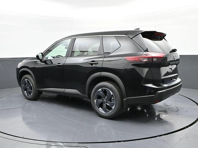 Photo of 2025 Super Black Nissan Rogue