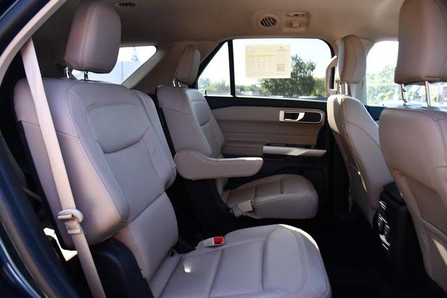 Photo of 2023 Stone Blue Metallic Ford Explorer