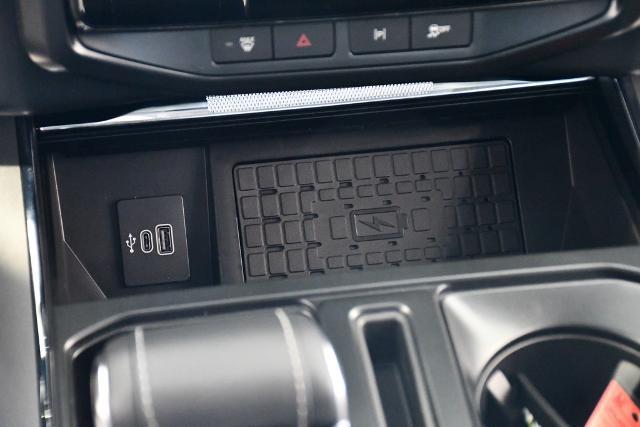 Photo of 2025 White Ford F-150 Lightning