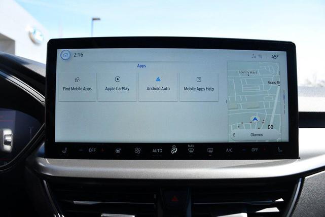 Photo of 2025 Silver Metallic Ford Escape