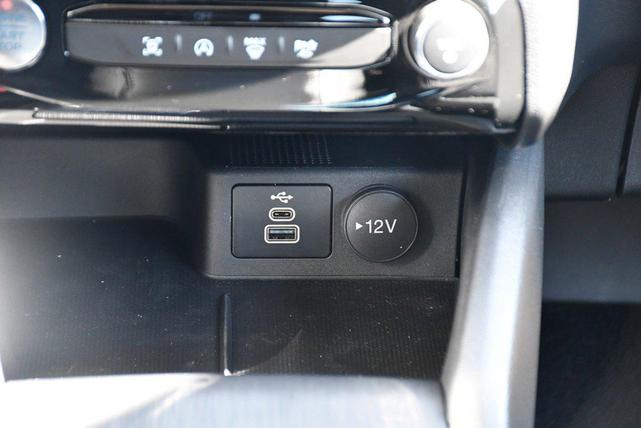 Photo of 2025 Silver Metallic Ford Escape