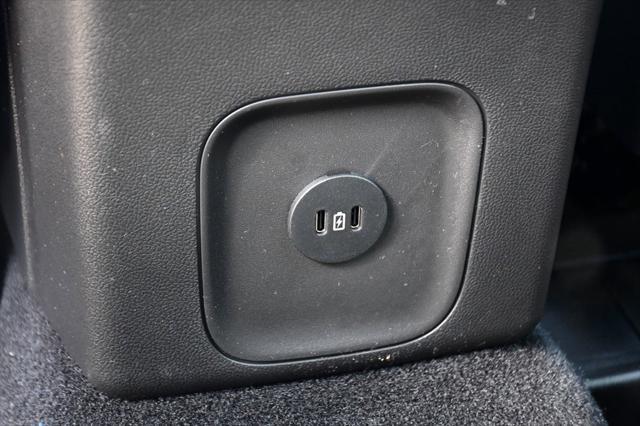 Photo of 2025 Silver Metallic Ford Escape