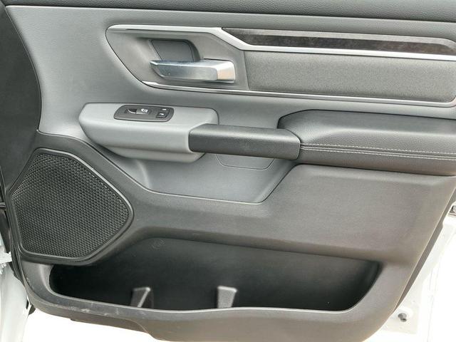 Photo of 2023 Bright White Clearcoat RAM 1500