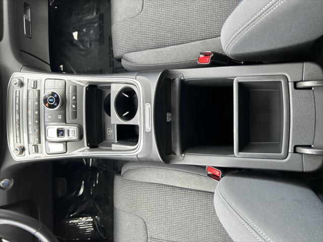 Photo of 2023 Hampton Gray Hyundai SANTA FE