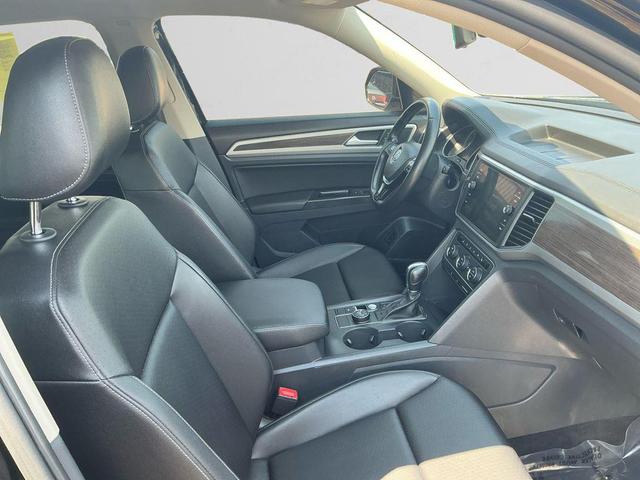 Photo of 2018 Deep Black Pearl Volkswagen Atlas