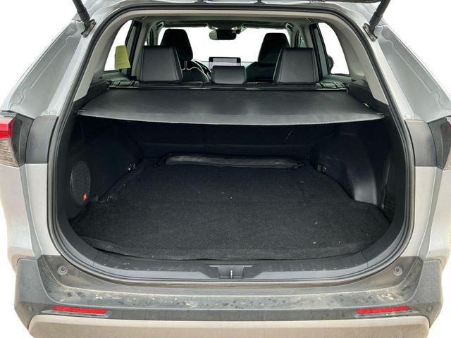 Photo of 2024 Silver Sky Metallic Toyota RAV4 Hybrid