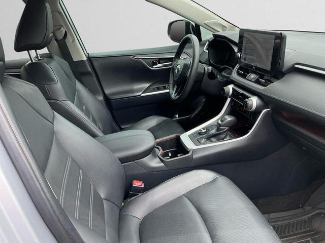 Photo of 2024 Silver Sky Metallic Toyota RAV4 Hybrid