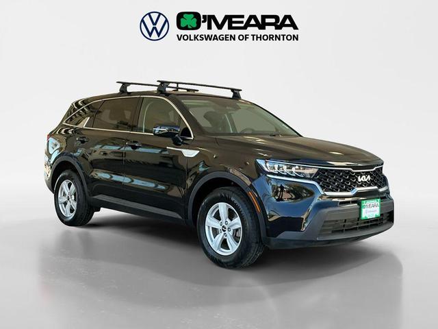 Photo of 2022 Ebony Black Kia Sorento