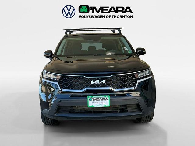 Photo of 2022 Ebony Black Kia Sorento