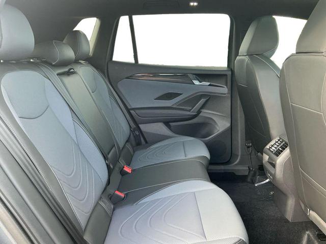 Photo of 2025 Platinum Gray Metallic Volkswagen Tiguan