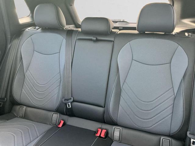 Photo of 2025 Platinum Gray Metallic Volkswagen Tiguan