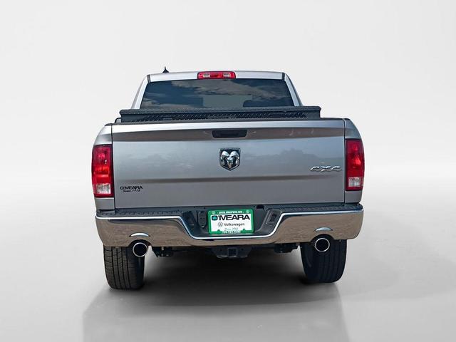 Photo of 2024 Billet Silver Metallic Clearcoat RAM 1500