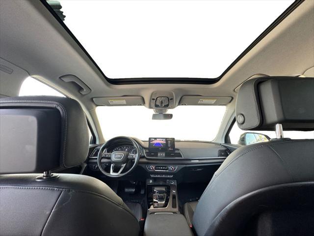 Photo of 2022 Black Audi Q5