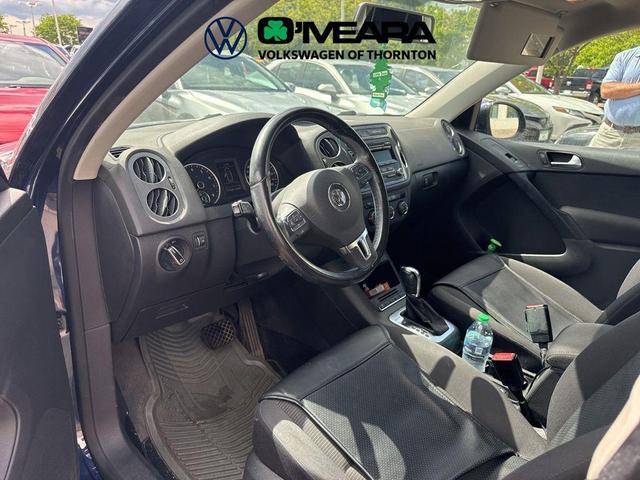 Photo of 2013 Night Blue Metallic Volkswagen Tiguan