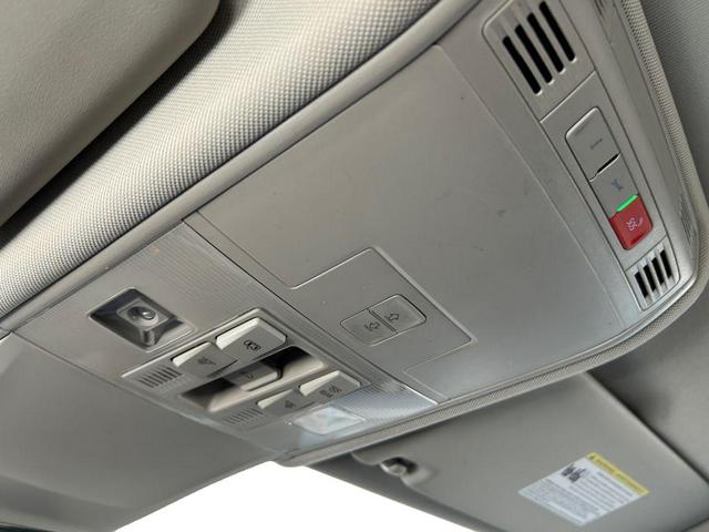 Photo of 2024 Pure White Volkswagen Tiguan