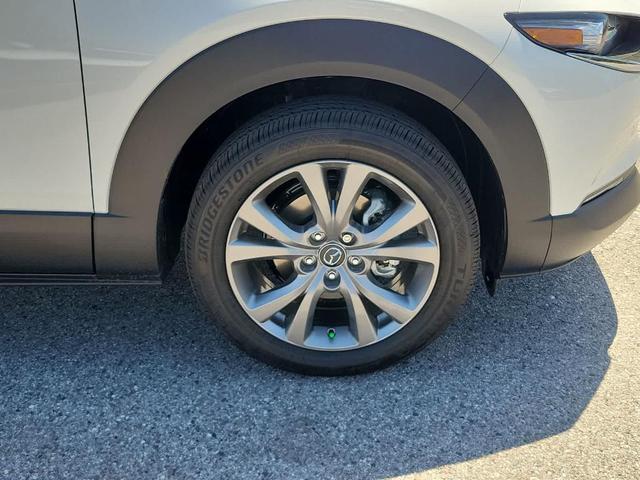 Photo of 2025 Snowflake White Pearl Mica Mazda CX-30