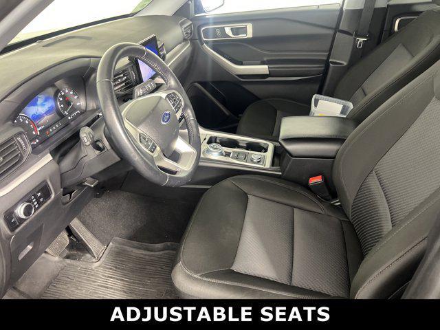 Photo of 2023 AGATE BLACK METALLIC Ford Explorer