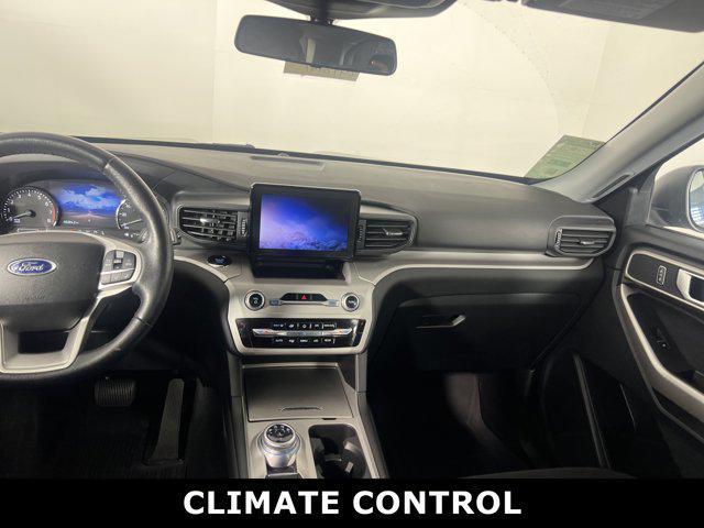Photo of 2023 AGATE BLACK METALLIC Ford Explorer