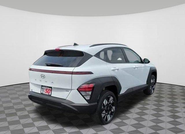 Photo of 2024 Atlas White Hyundai KONA
