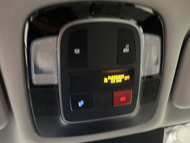 Photo of 2025 Abyss Black Hyundai SONATA Hybrid