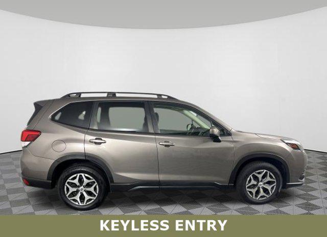 Photo of 2022 Brilliant Bronze Metallic Subaru Forester