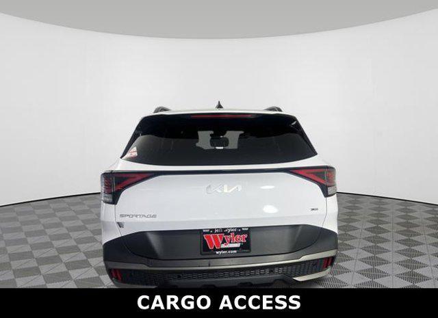 Photo of 2023 Glacial White Pearl Kia Sportage