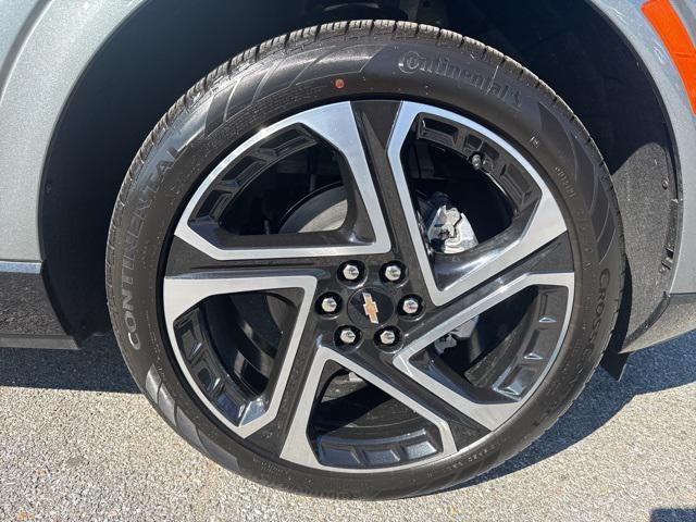 Photo of 2025 Sterling Gray Metallic Chevrolet Equinox EV