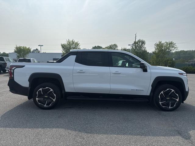 Photo of 2026 Summit White Chevrolet Silverado EV