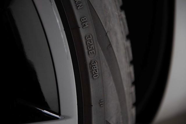 Photo of 2021 Santorini Black Land Rover Range Rover Sport