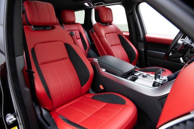 Photo of 2021 Santorini Black Land Rover Range Rover Sport