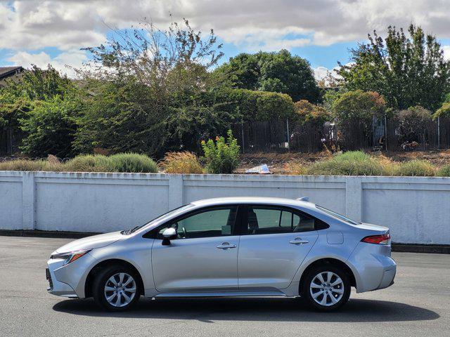 Photo of 2024 Classic Silver Metallic Toyota Corolla Hybrid