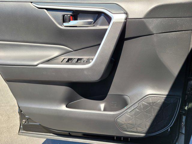Photo of 2024 Midnight Black Metallic Toyota RAV4