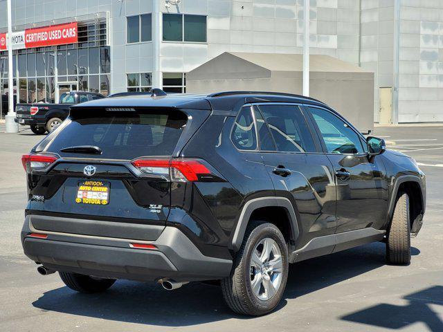 Photo of 2024 Midnight Black Metallic Toyota RAV4