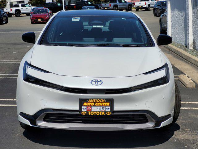 Photo of 2025 Wind Chill Pearl Toyota Prius
