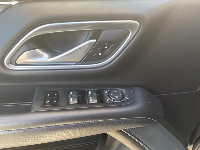 Photo of 2021 Onyx Black GMC Yukon XL