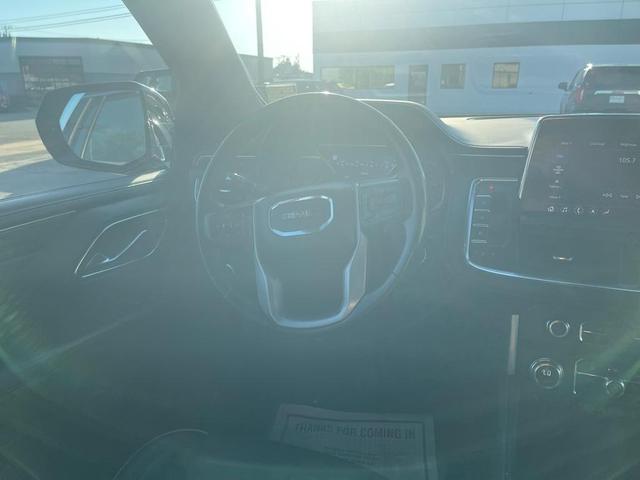 Photo of 2021 Onyx Black GMC Yukon XL