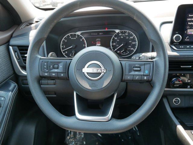 Photo of 2023 Brilliant Silver Metallic Nissan Rogue