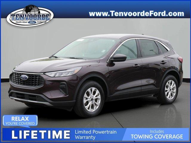 Photo of 2023 Cinnabar Red Metallic Ford Escape