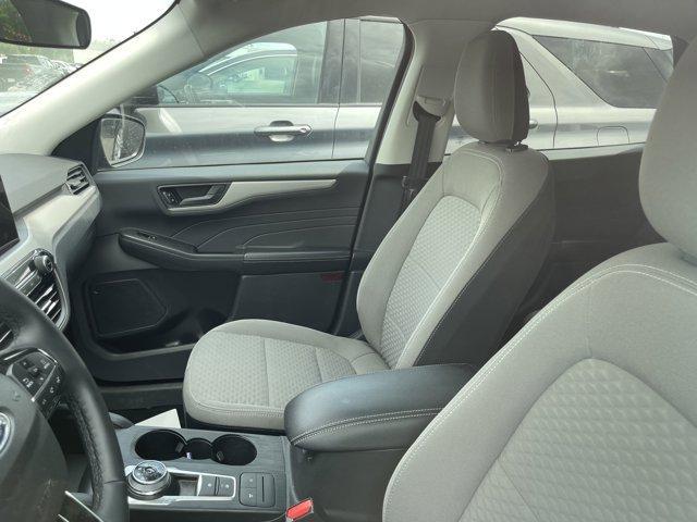 Photo of 2022 Atlas Blue Metallic Ford Escape