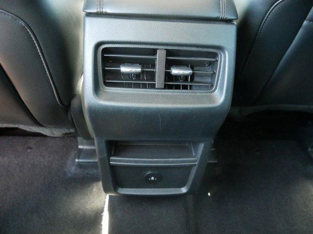 Photo of 2024 Oxford White Ford Edge