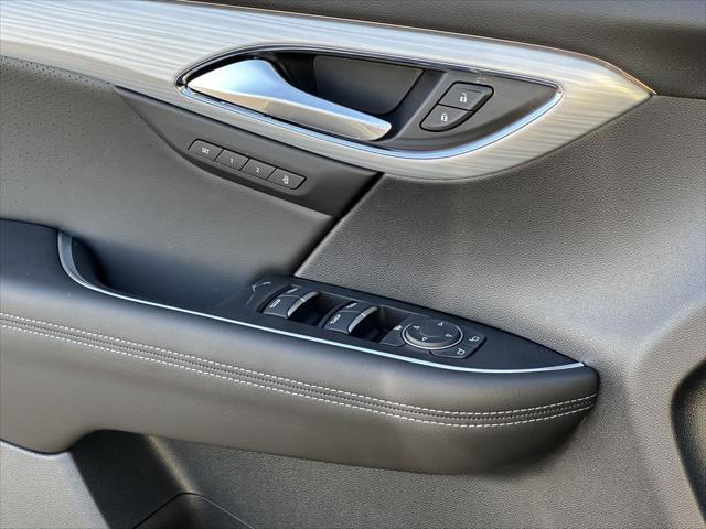 Photo of 2025 Smokey Amethyst Metallic Buick Envision