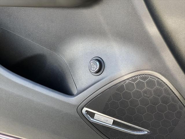 Photo of 2025 Smokey Amethyst Metallic Buick Envision
