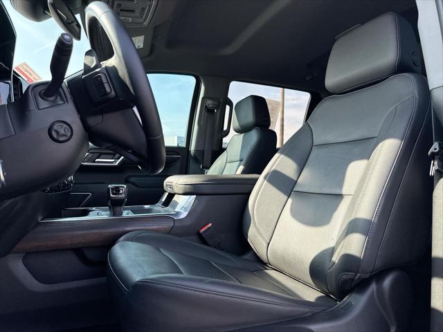 Photo of 2022 Summit White GMC Sierra 1500