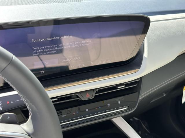 Photo of 2025 Calypso Blue Metallic Buick Envision