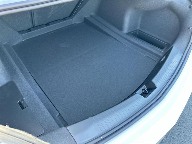 Photo of 2025 Summit White Cadillac CT5