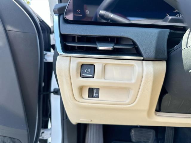 Photo of 2025 Summit White Cadillac CT5