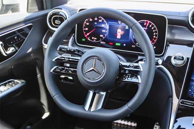 Photo of 2025 Silver Metallic Mercedes-Benz GLC 350e